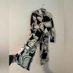 Rachel Zoe - Black white & beige floral linen blend set